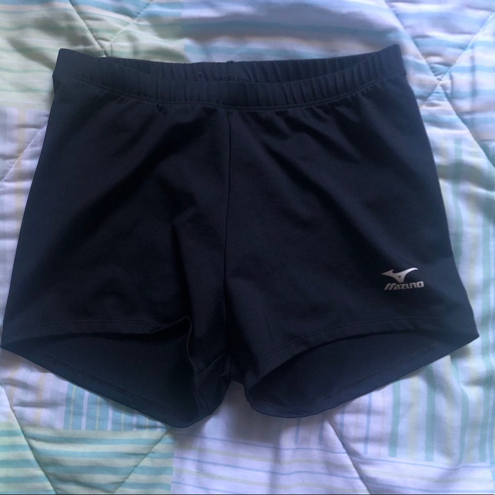 Mizuno Black Shorts Volleyball